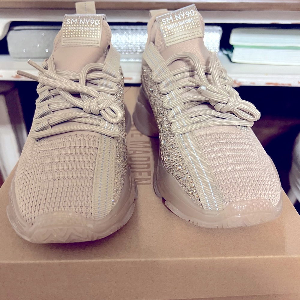 Steve Madden Womens Maxima Blush Multi Bling Fashion Sneaker